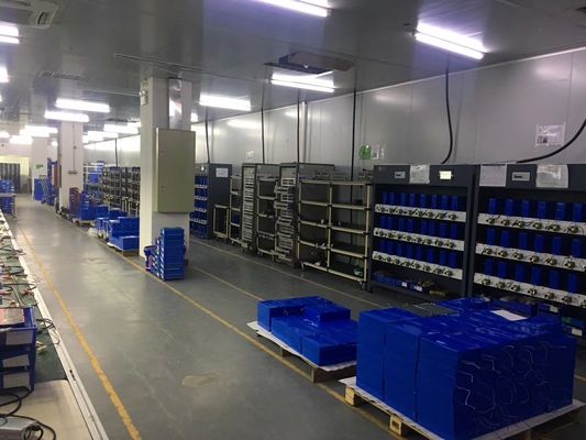 Rechargeable 12.8V 32700 Lifepo4 Lithium Ion Battery 82Ah Solar Battery Pack For Solar Lights